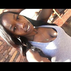 Meet your Posher, Briana